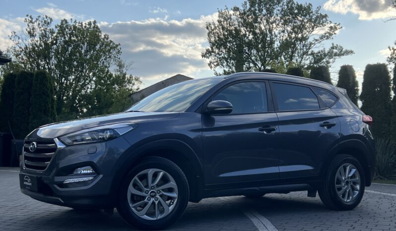 Hyundai   Tucson    141 KM    Automatyczna    FWD (przód)    Szary full