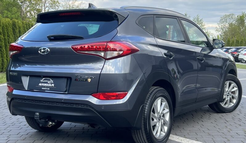 Hyundai   Tucson    141 KM    Automatyczna    FWD (przód)    Szary full