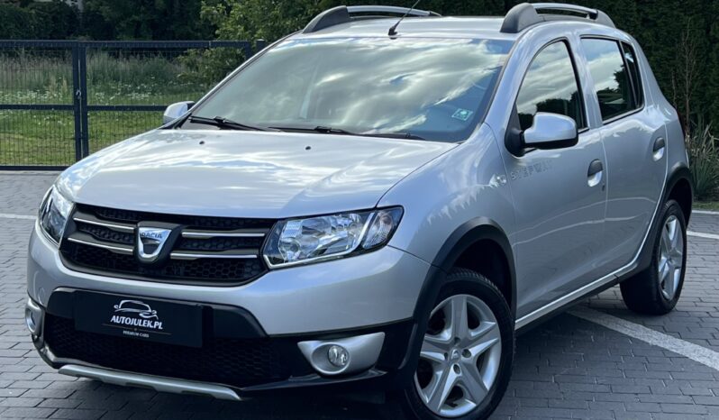 Dacia   Sandero Stepway    90 KM    Manualna    FWD (przód)    Szary full