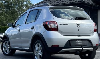 Dacia   Sandero Stepway    90 KM    Manualna    FWD (przód)    Szary full