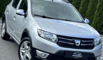 Dacia   Sandero Stepway    90 KM    Manualna    FWD (przód)    Szary full