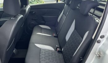Dacia   Sandero Stepway    90 KM    Manualna    FWD (przód)    Szary full