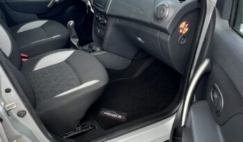 Dacia   Sandero Stepway    90 KM    Manualna    FWD (przód)    Szary full