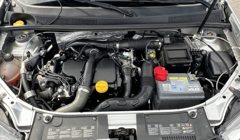 Dacia   Sandero Stepway    90 KM    Manualna    FWD (przód)    Szary full