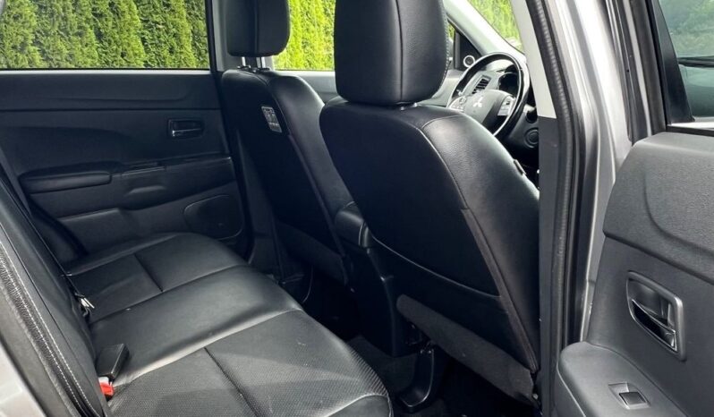 Mitsubishi   ASX    114 KM    Manualna    FWD (przód)    Szary full