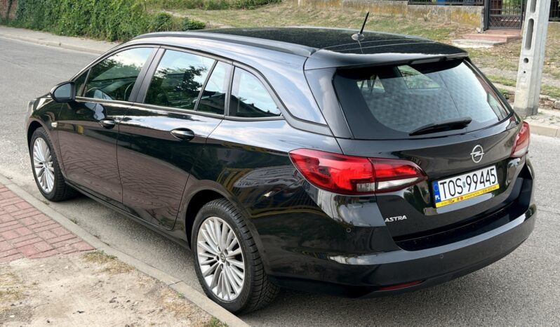 OPEL Astra | FWD (przód) | Manualna | 125 KM | Czarny full
