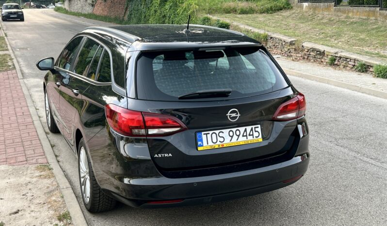 OPEL Astra | FWD (przód) | Manualna | 125 KM | Czarny full