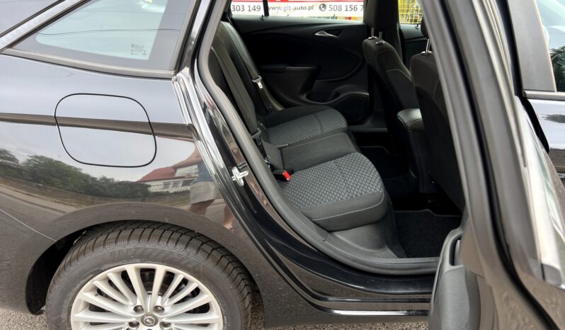 OPEL Astra | FWD (przód) | Manualna | 125 KM | Czarny full