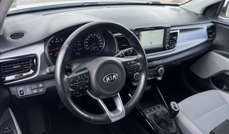 Kia Rio | FWD (przód) | Manualna | 100 KM | Biały full