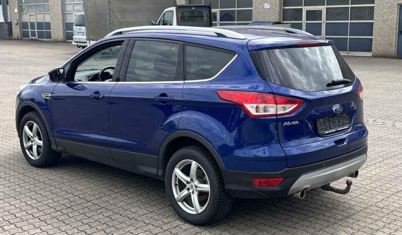 Ford Kuga | 4×4 (doł. automatycznie) | Manualna |  KM | Niebieski full