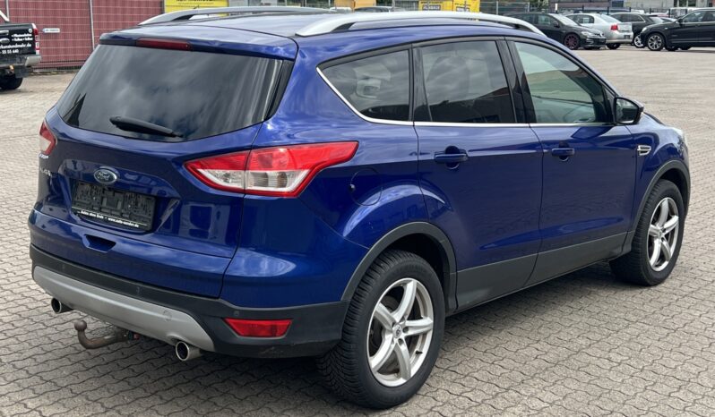 Ford Kuga | 4×4 (doł. automatycznie) | Manualna |  KM | Niebieski full