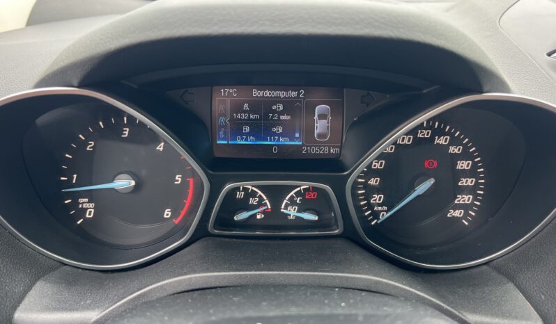 Ford Kuga | 4×4 (doł. automatycznie) | Manualna |  KM | Niebieski full