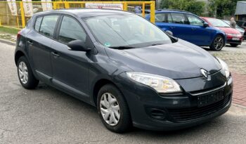 Renault Megane | Fwd (Przód) | Manualna | 100 Km | Szary
