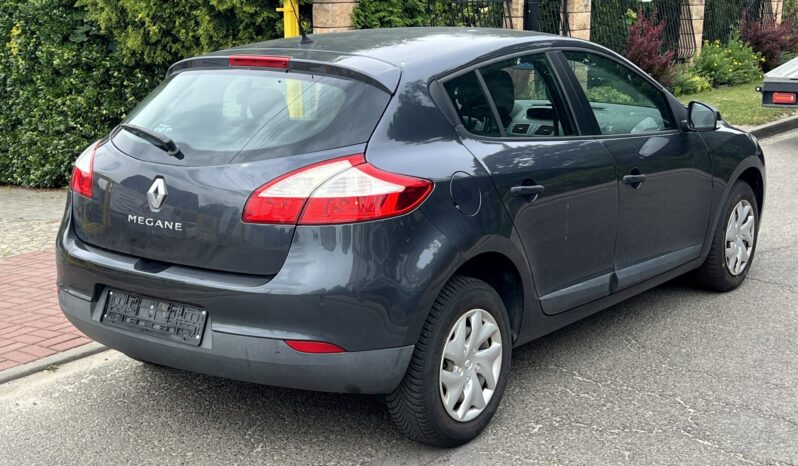 Renault Megane | FWD (przód) | Manualna | 100 KM | Szary full