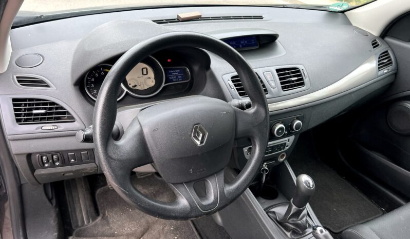 Renault Megane | FWD (przód) | Manualna | 100 KM | Szary full