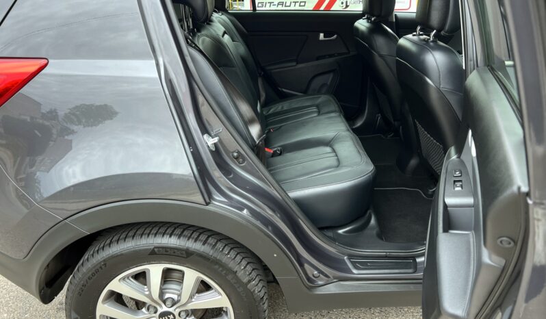 Kia Sportage | FWD (przód) | Manualna | 132 KM | Szary full