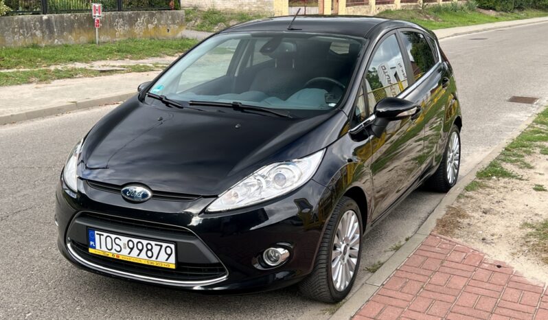 Ford Fiesta | FWD (przód) | Manualna | 82 KM | Czarny full