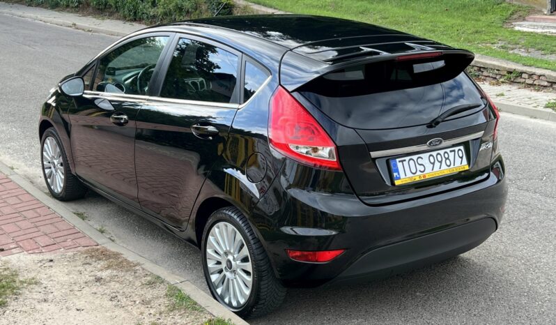 Ford Fiesta | FWD (przód) | Manualna | 82 KM | Czarny full