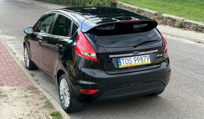 Ford Fiesta | FWD (przód) | Manualna | 82 KM | Czarny full
