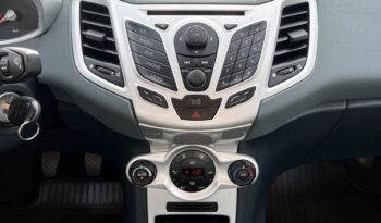 Ford Fiesta | FWD (przód) | Manualna | 82 KM | Czarny full