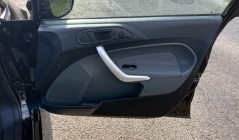 Ford Fiesta | FWD (przód) | Manualna | 82 KM | Czarny full