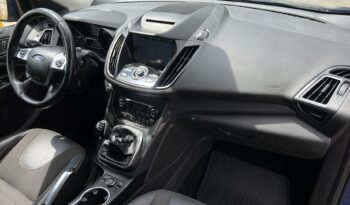 Ford Kuga | 4×4 (doł. automatycznie) | Manualna | 150 KM | Niebieski full