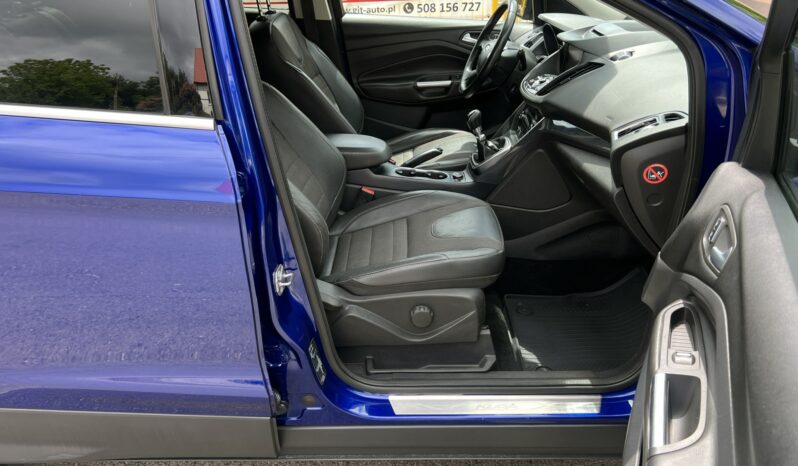 Ford Kuga | 4×4 (doł. automatycznie) | Manualna | 150 KM | Niebieski full