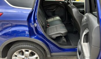 Ford Kuga | 4×4 (doł. automatycznie) | Manualna | 150 KM | Niebieski full