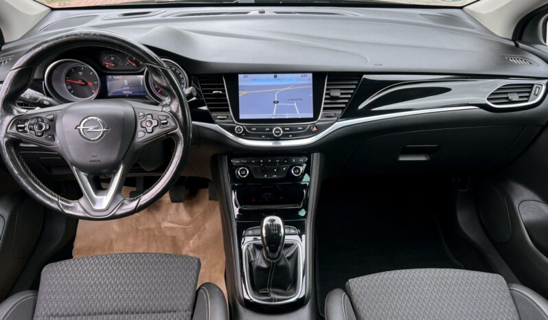 Opel Astra | FWD (przód) | Manualna | 110 KM | Czarny full