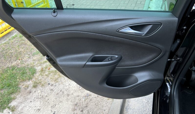 Opel Astra | FWD (przód) | Manualna | 110 KM | Czarny full