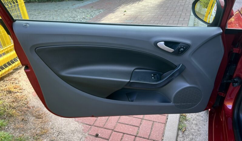 Seat Ibiza | FWD (przód) | Manualna | 70 KM | Bordowy full