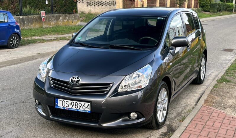 Toyota Verso | FWD (przód) | Manualna | 147 KM | Szary full