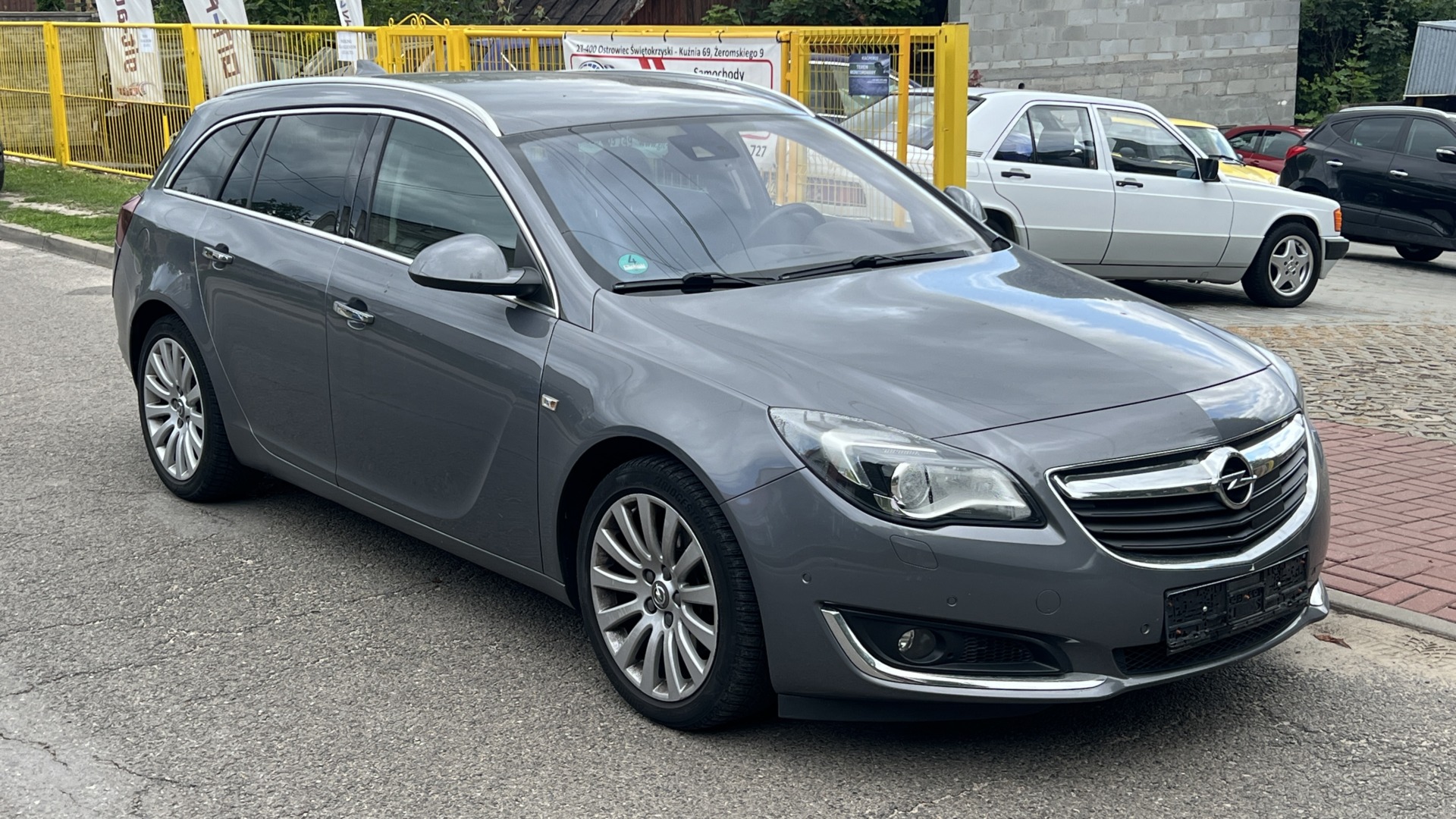 Opel Insignia | Fwd (Przód) | Manualna | 170 Km | Szary