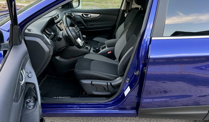 Nissan Qashqai | FWD (przód) | Manualna | 163 KM | Granatowy full