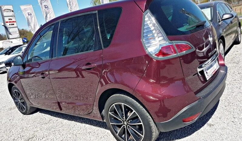 Renault Scenic | FWD (przód) | Manualna | 115 KM | Bordowy full