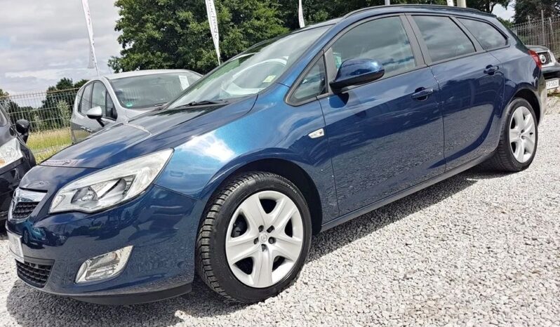 Opel Astra | FWD (przód) | Manualna | 140 KM | Niebieski full