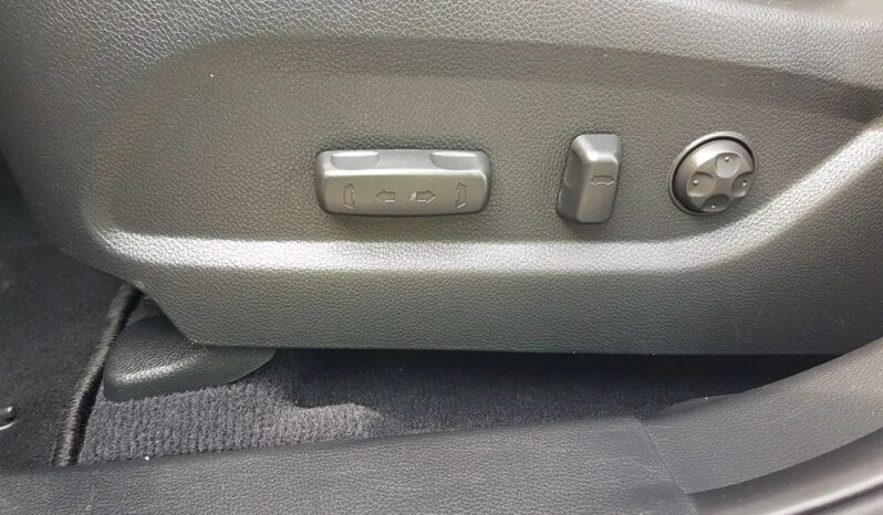Hyundai Santa Fe | 4×4 (stały) | Automatyczna | 197 KM | Biały full