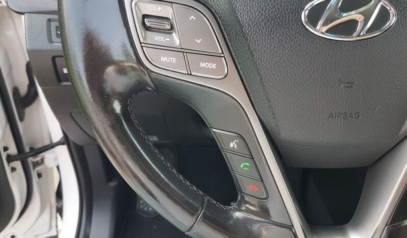 Hyundai Santa Fe | 4×4 (stały) | Automatyczna | 197 KM | Biały full