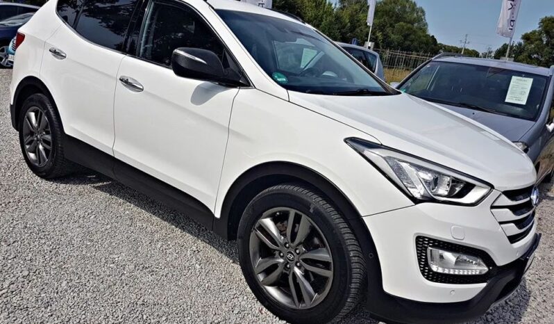 Hyundai Santa Fe | 4×4 (stały) | Automatyczna | 197 KM | Biały full