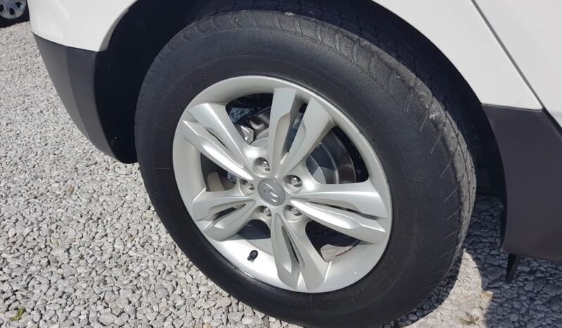 Hyundai ix35 | 4×4 (doł. ręcznie) | Manualna | 136 KM | Biały full