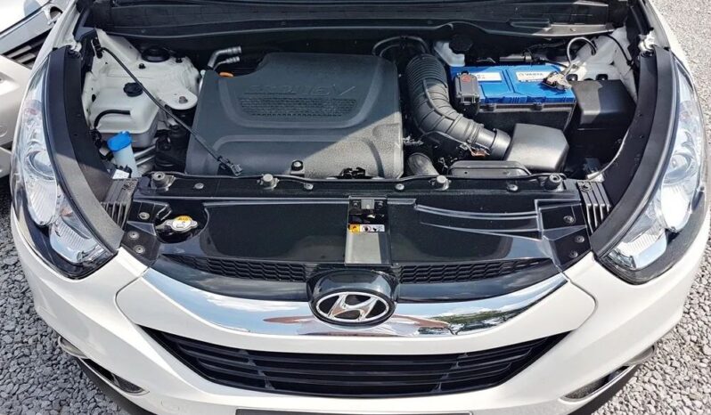 Hyundai ix35 | 4×4 (doł. ręcznie) | Manualna | 136 KM | Biały full