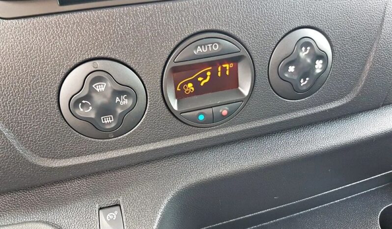 Renault Master | FWD (przód) | Manualna | 180 KM | Biały full