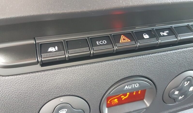 Renault Master | FWD (przód) | Manualna | 180 KM | Biały full