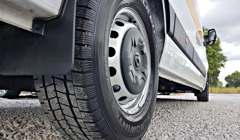 Renault Master | FWD (przód) | Manualna | 180 KM | Biały full