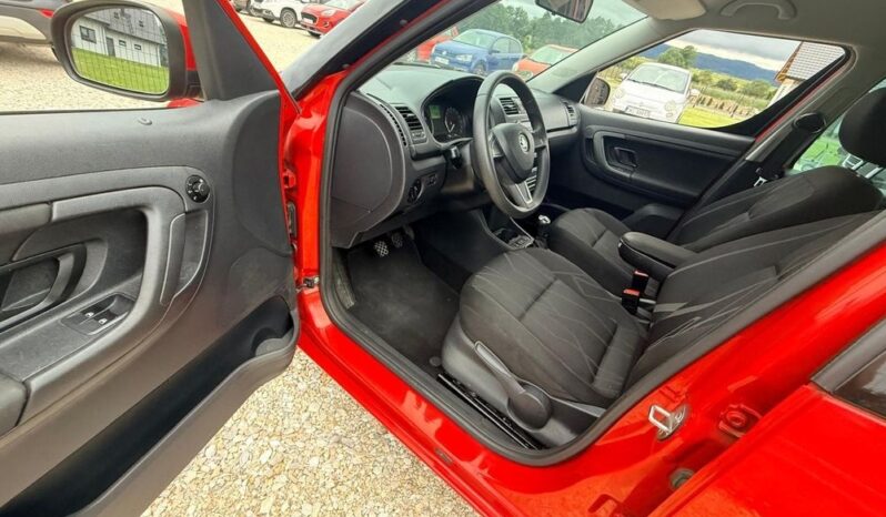 Skoda Roomster | FWD (przód) | Manualna | 105 KM | Czerwony full
