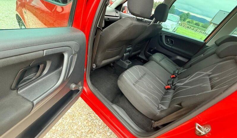Skoda Roomster | FWD (przód) | Manualna | 105 KM | Czerwony full