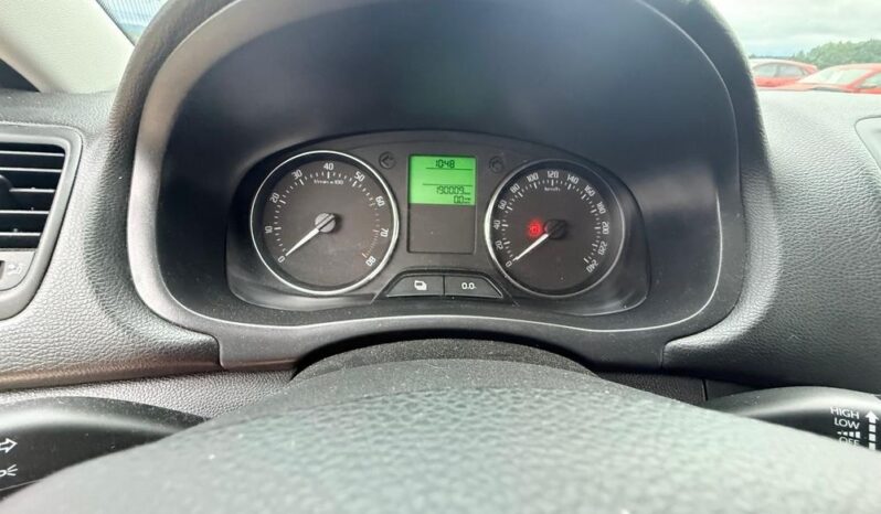 Skoda Roomster | FWD (przód) | Manualna | 105 KM | Czerwony full
