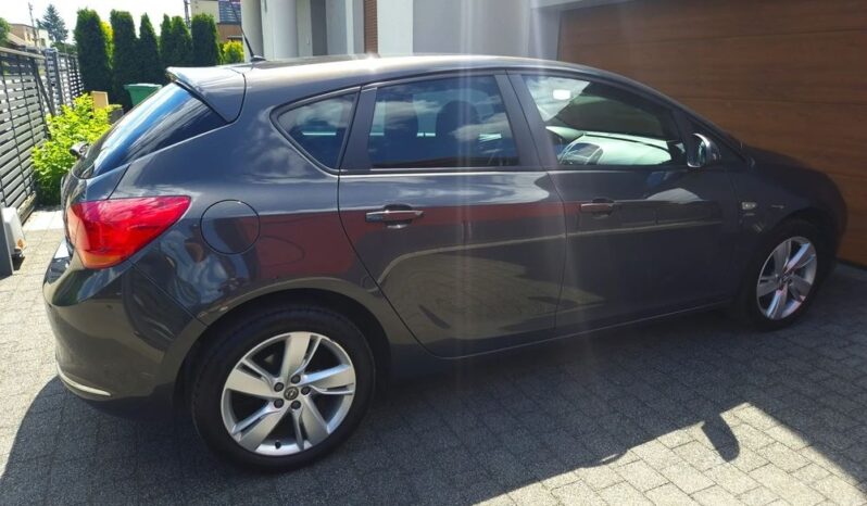 Opel Astra | FWD (przód) | Manualna | 140 KM | Szary full