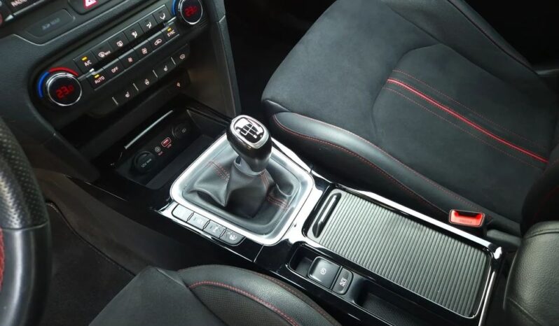 Kia Ceed | FWD (przód) | Manualna | 204 KM | Czarny full