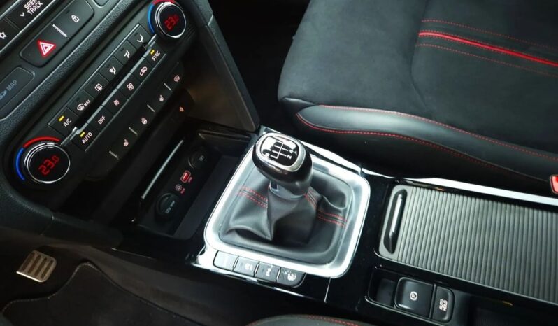 Kia Ceed | FWD (przód) | Manualna | 204 KM | Czarny full